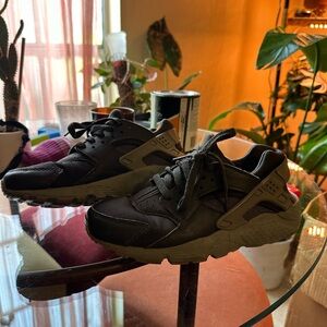 Nike Dark Green Huarache